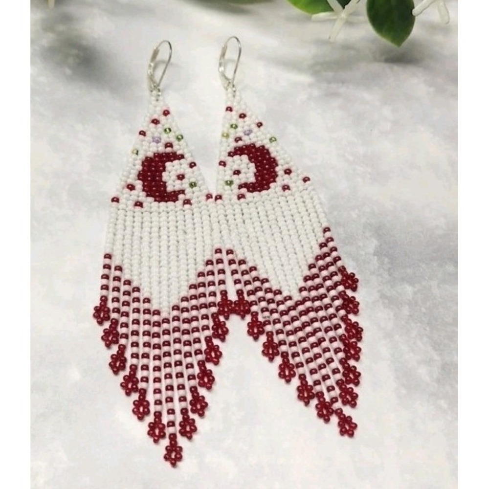Elegant Women's  Red  Moom Beaded Earrings